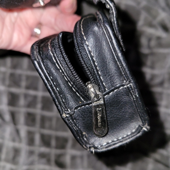 Targus Mini Bag Wristlet Acessories - Picture 7 of 8
